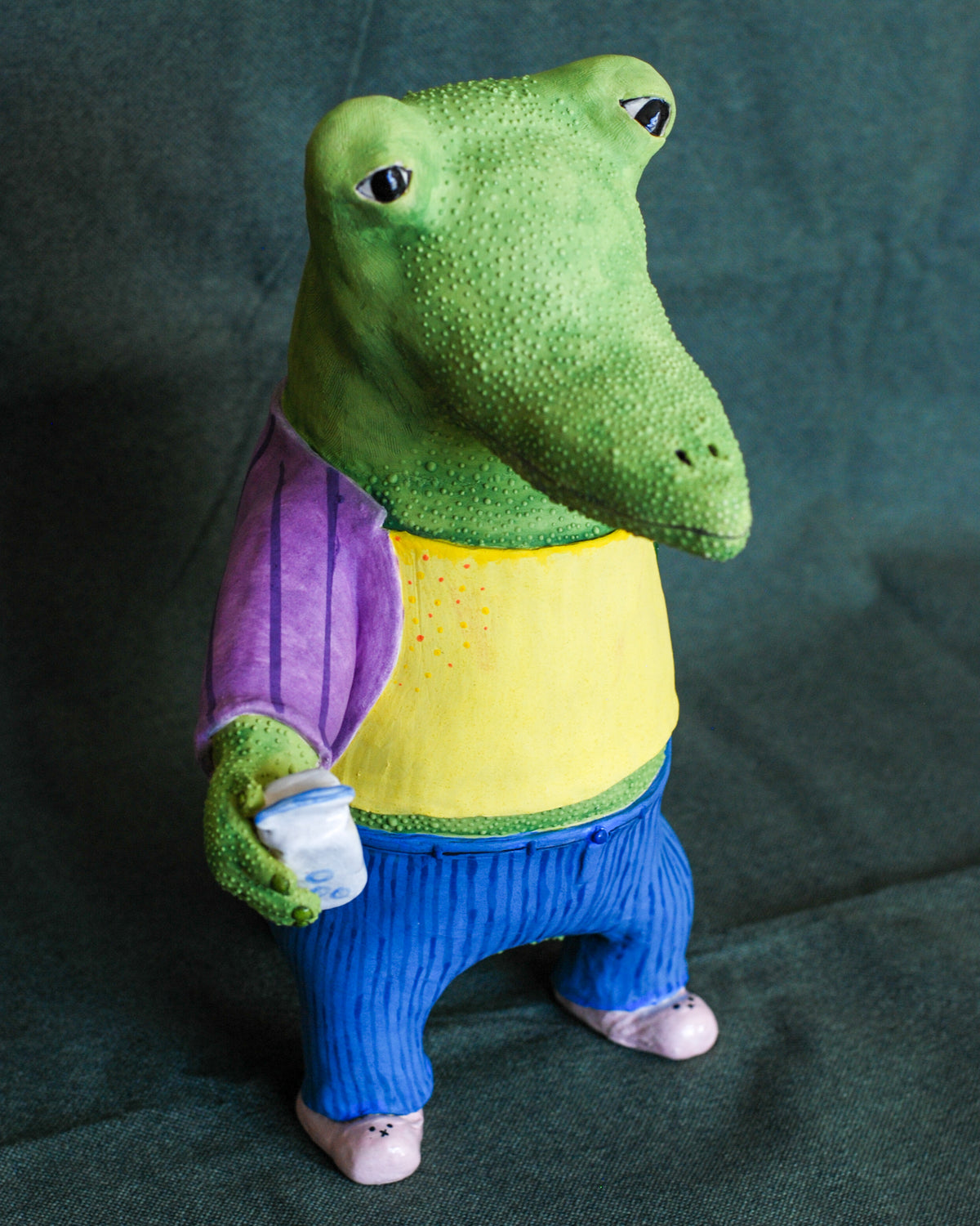 gary – handmade ceramic alligator sculpture